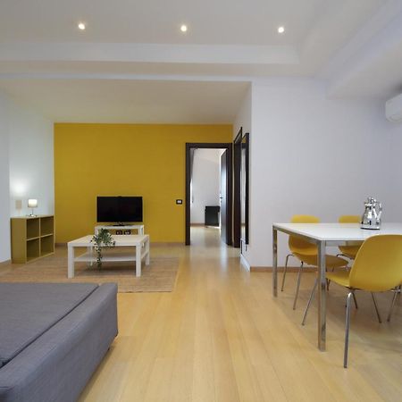 Cozy And Comfy Apartment In Piramide Metro Stop Roma Eksteriør bilde